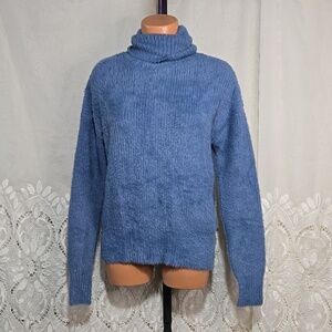 Code x Mode Blue Sweater size Medium
